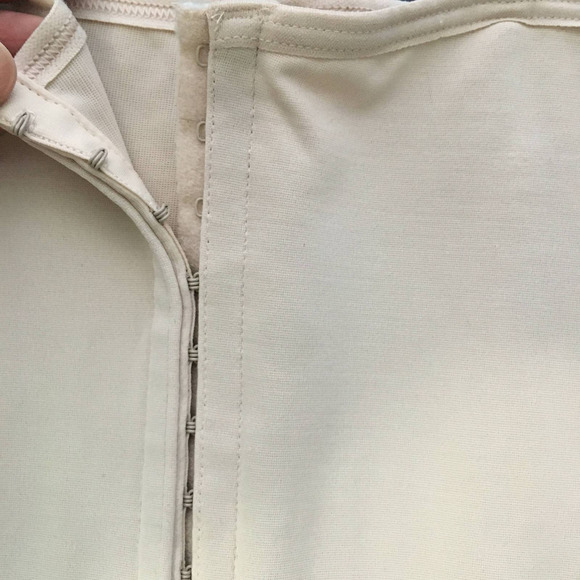 Flexees Women's Underwonder Tummy Control and Waistnipper Size Medium Beige 3737 - Picture 6 of 8